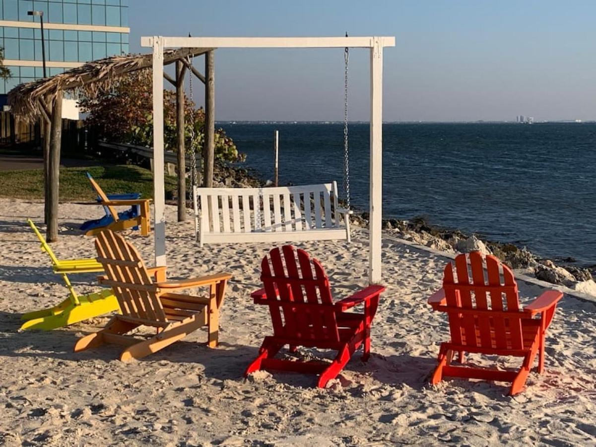 Forever Beach View Sailport Resort Condos Tampa Exterior photo