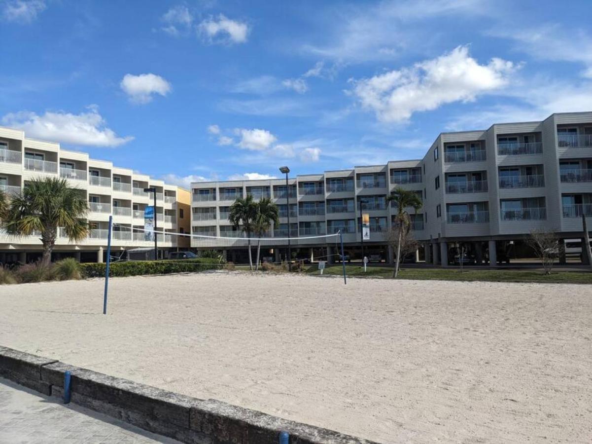 Forever Beach View Sailport Resort Condos Tampa Exterior photo