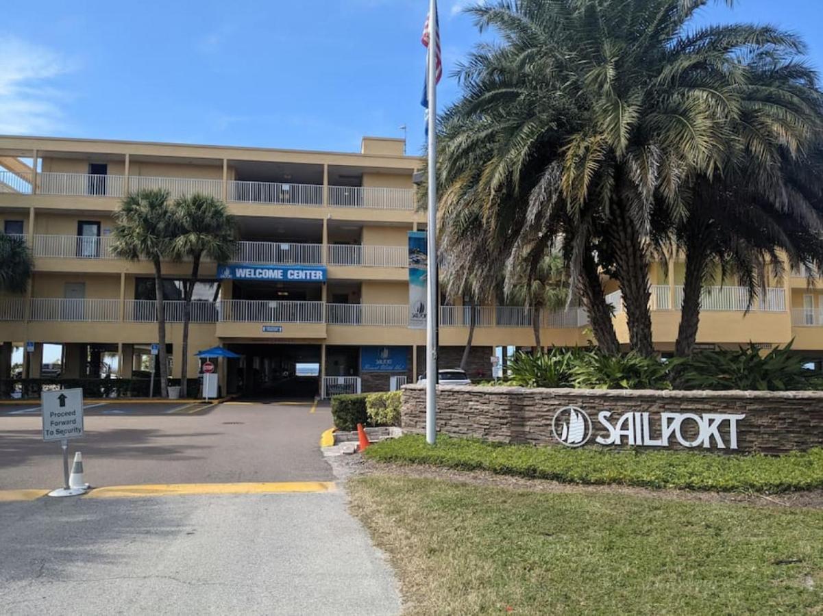 Forever Beach View Sailport Resort Condos Tampa Exterior photo